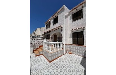 Adosado - Reventa - Torrevieja - Calas blanca