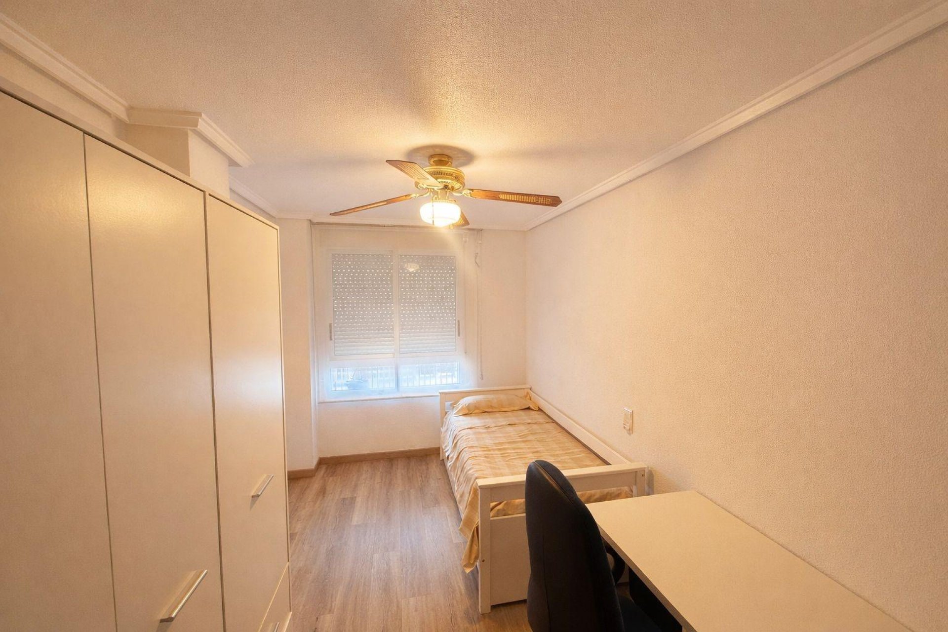 Alquiler a largo plazo - Apartamento - Bigastro - Bigastro Centro