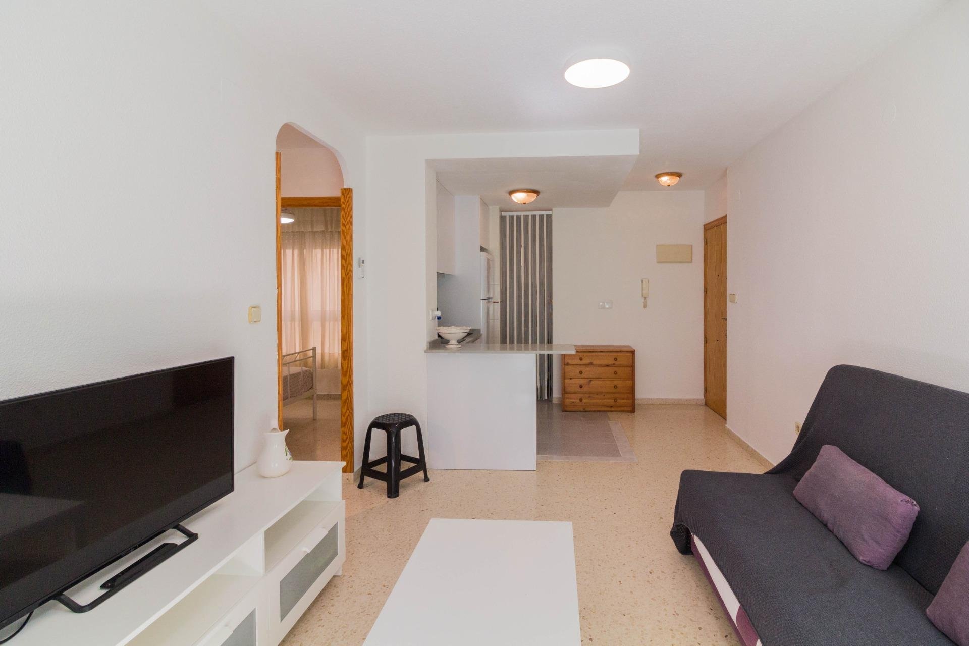 Alquiler a largo plazo - Apartamento - Guardamar del Segura - Avenidad cervante