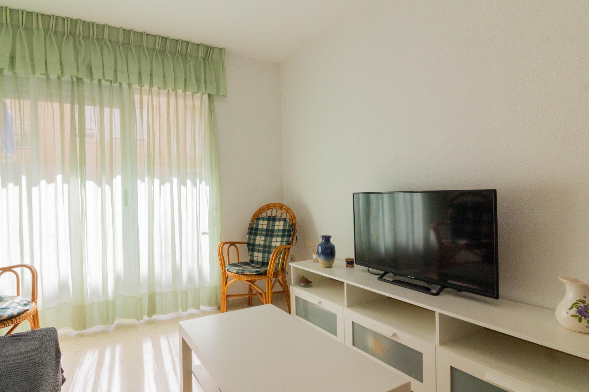 Alquiler a largo plazo - Apartamento - Guardamar del Segura - Avenidad cervante