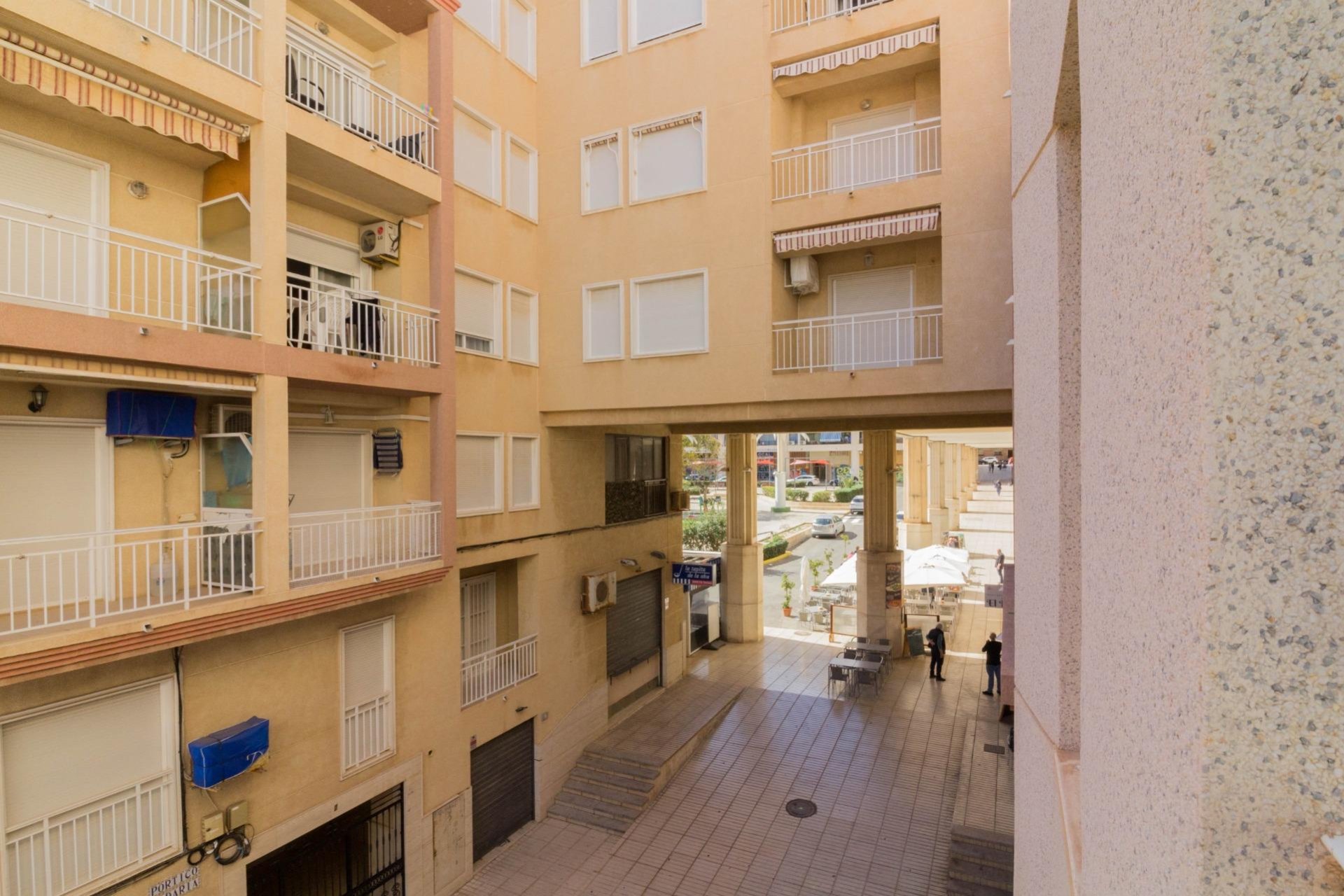 Alquiler a largo plazo - Apartamento - Guardamar del Segura - Avenidad cervante