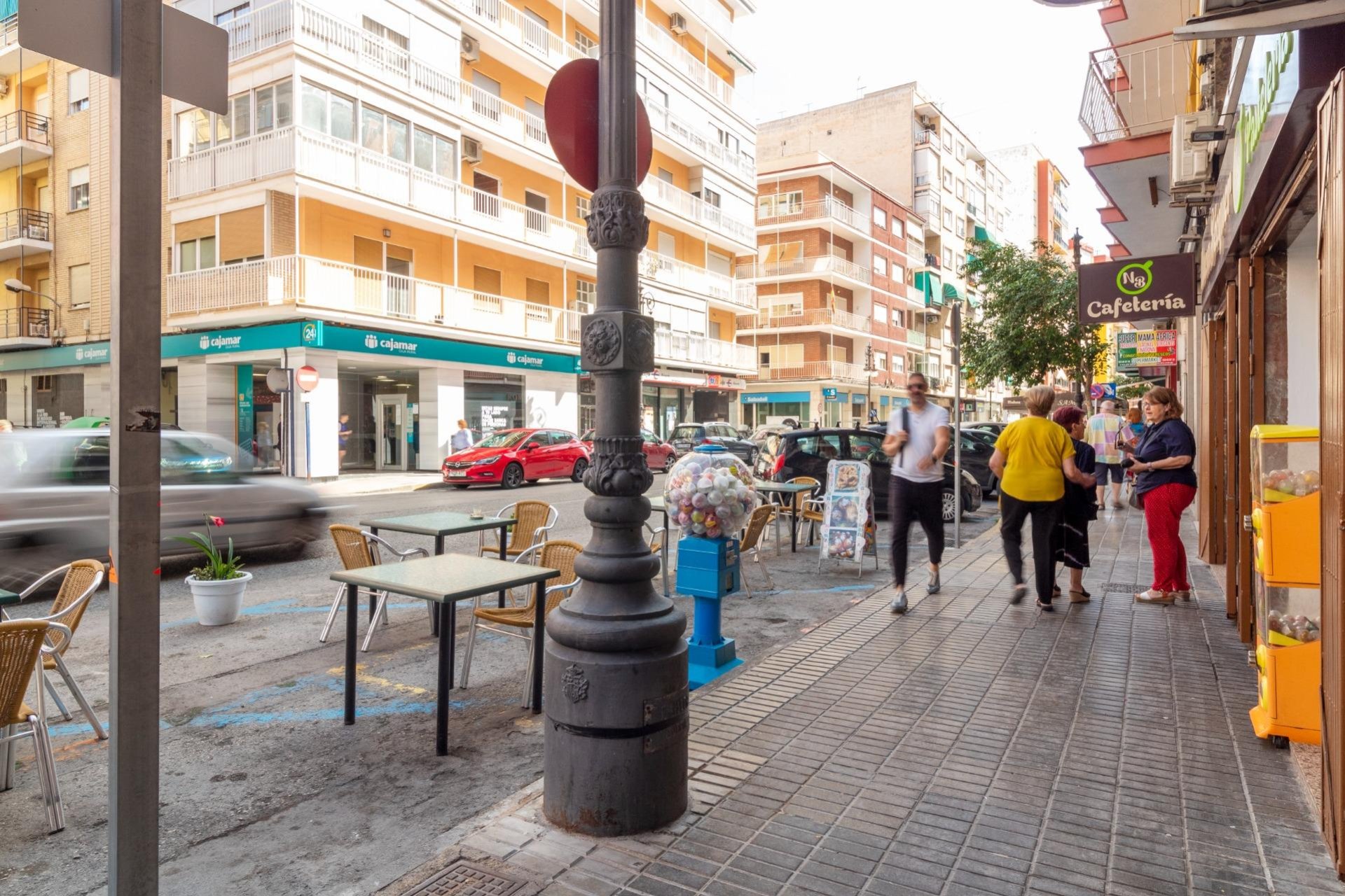 Alquiler a largo plazo - Local comercial - Orihuela - Zona Centro