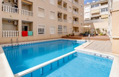 Apartamento - Resale - Torrevieja - Playa de los Locos