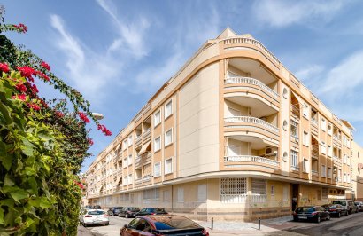 Apartamento - Resale - Torrevieja - Playa de los Locos