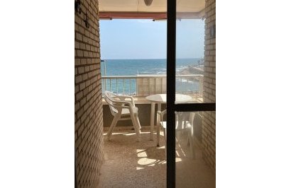 Apartamento - Revente - Torrevieja - Playa de los Locos