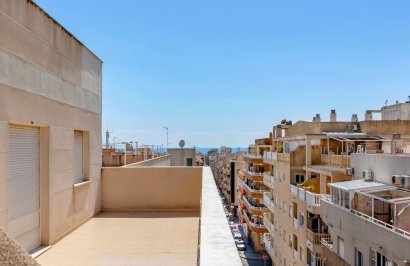 Ático - Reventa - Torrevieja - SB1011
