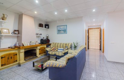 Casa - Resale - Redován - La cruz