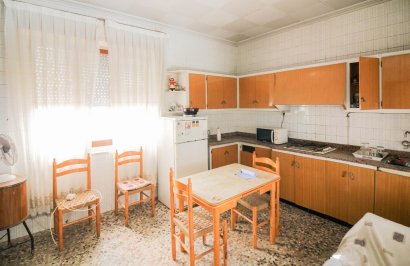 Casa - Reventa - Beniel - CENTRO