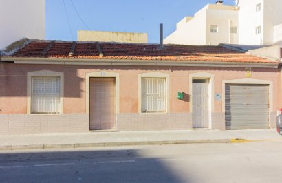 Casa - Reventa - Redován - 04136