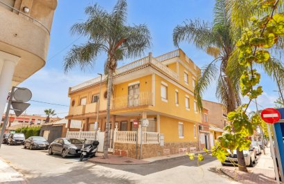 Casa Tipo Dúplex - Reventa - Los Alcázares - Centro