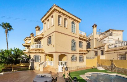 Chalet - Resale - Orihuela Costa - La Florida