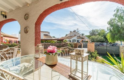 Chalet - Resale - Orihuela Costa - Punta Prima