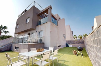 Chalet - Resale - Torrevieja - Aguas Nuevas