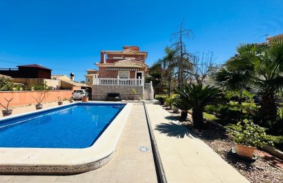 Chalet - Resale - Torrevieja - Los Balcones - Los Altos del Edén