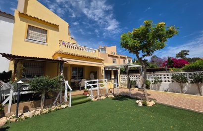 Chalet - Revente - Torrevieja - Aguas Nuevas