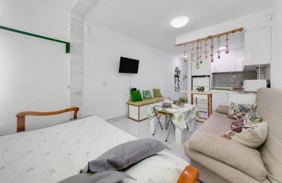 Estudio - Reventa - Torrevieja - Acequion