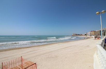 Garaje - Reventa - Torrevieja - Rosaleda-los frutales