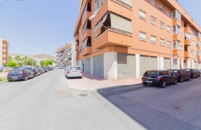 Local comercial - Alquiler a largo plazo - Callosa de Segura - AVDA- JUAN PABLO II