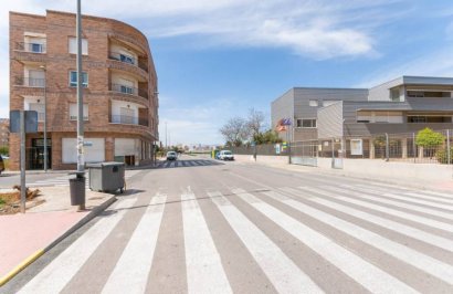 Local comercial - Resale - Almoradí - Estación bus