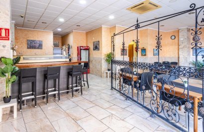 Local comercial - Revente - Torrevieja - Estacion de autobuses