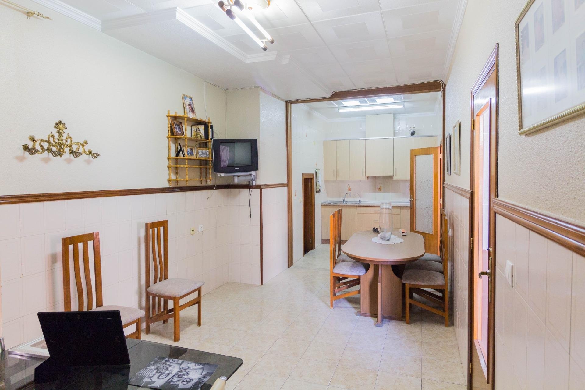 Location à long terme - Local comercial - Cox - Centro