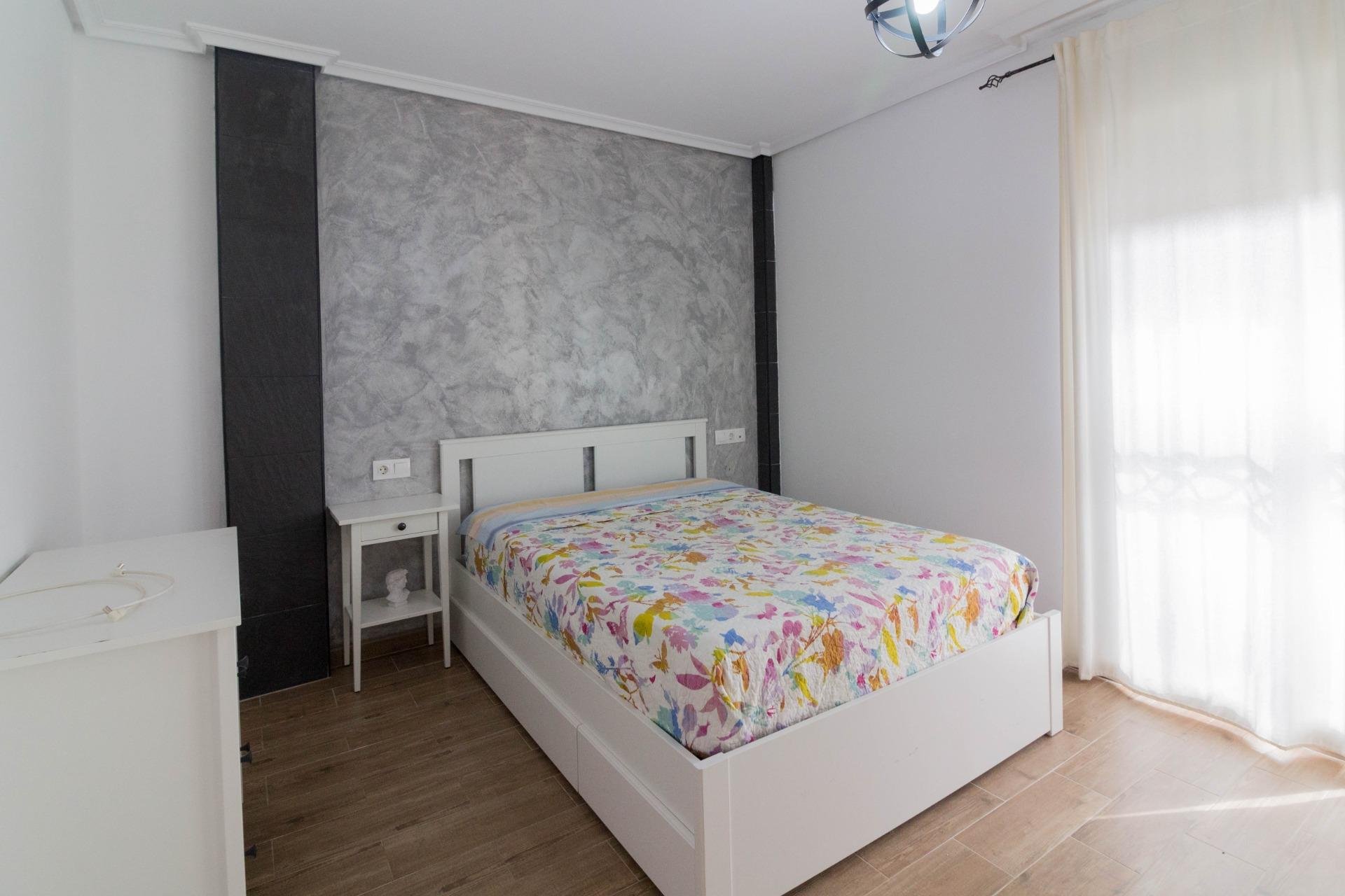 Location à long terme - Maison de ville - Redován - Comunidad valenciana