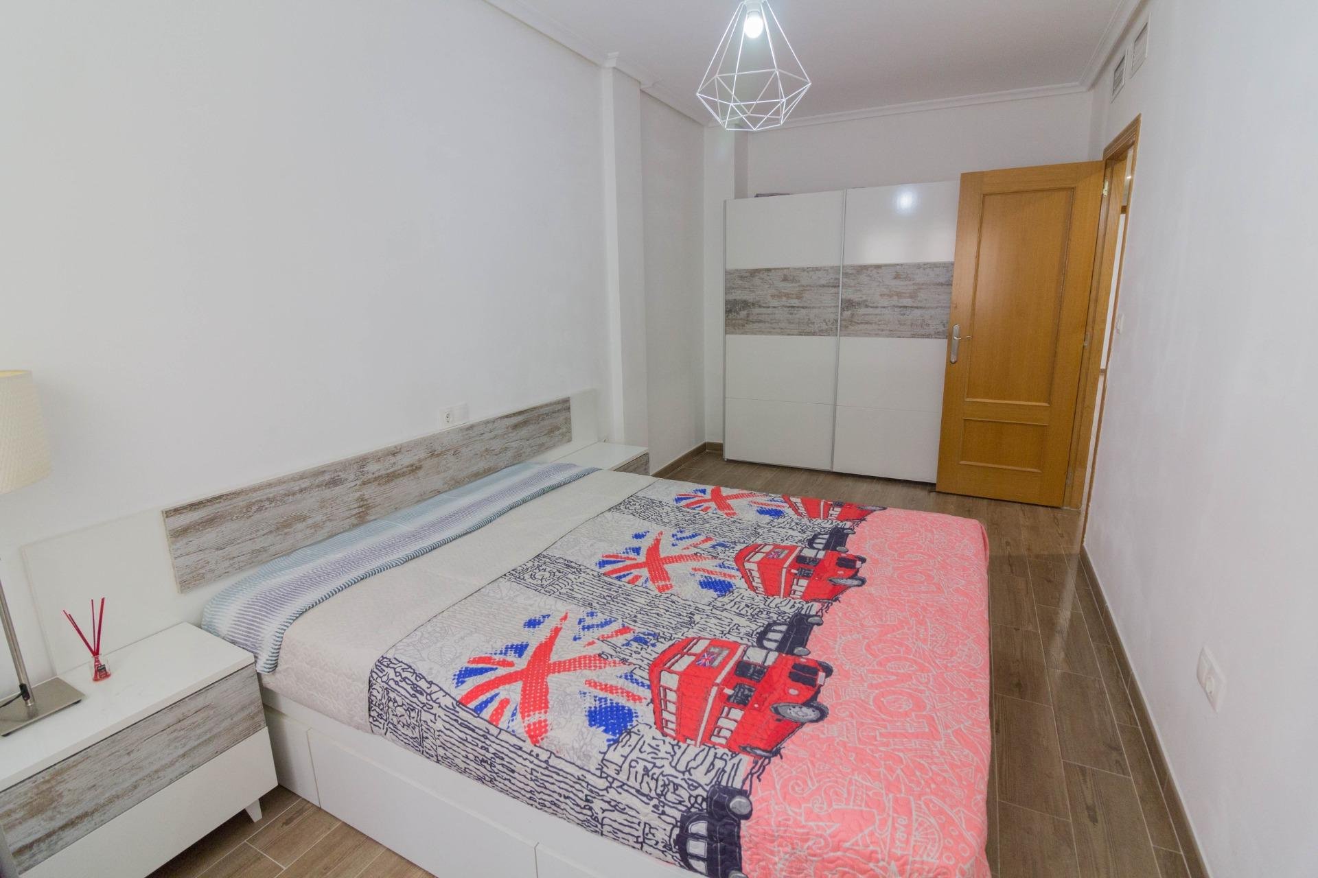 Location à long terme - Maison de ville - Redován - Comunidad valenciana