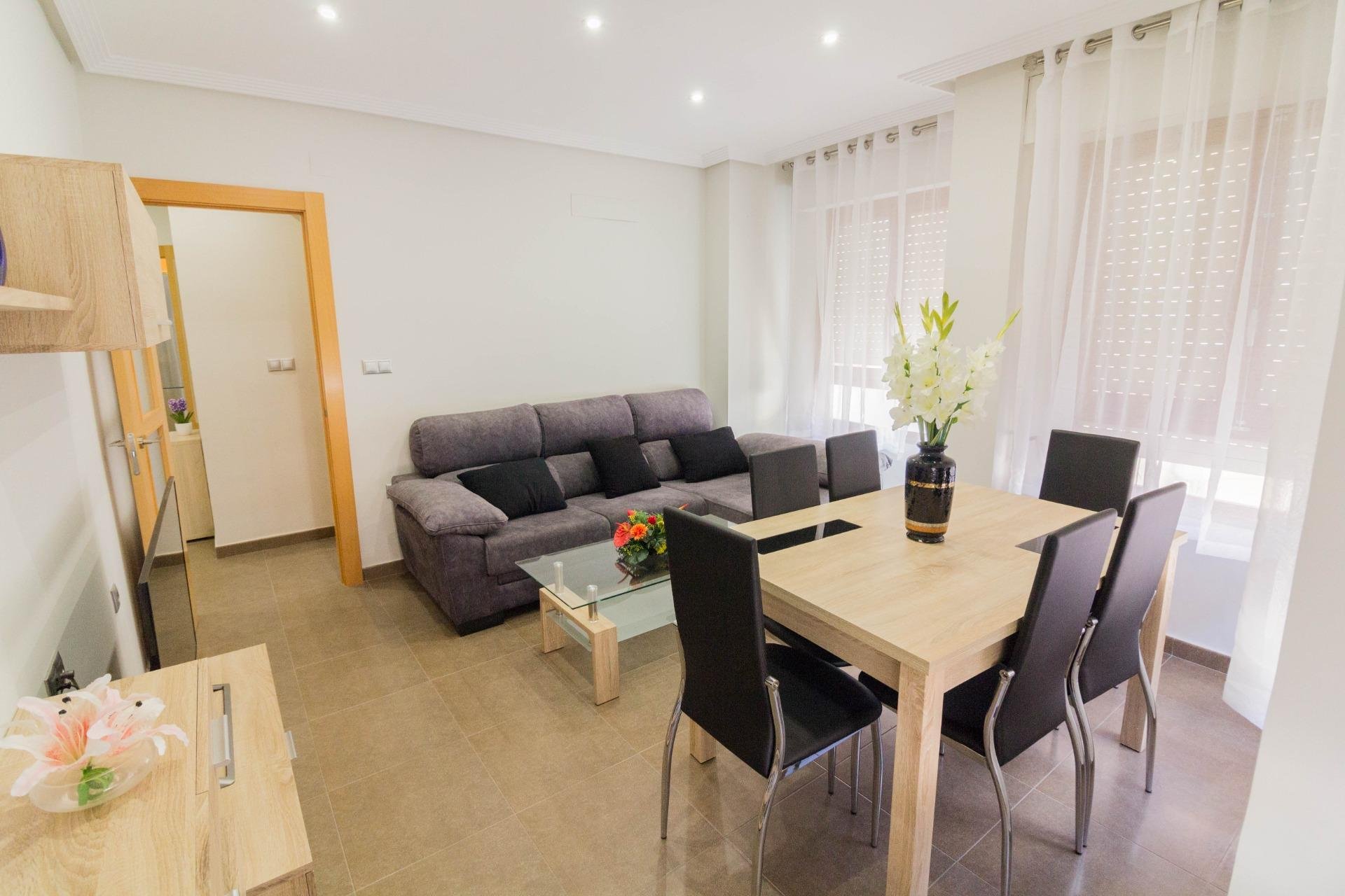 Location à long terme - Piso - Redován - Ayuntamiento