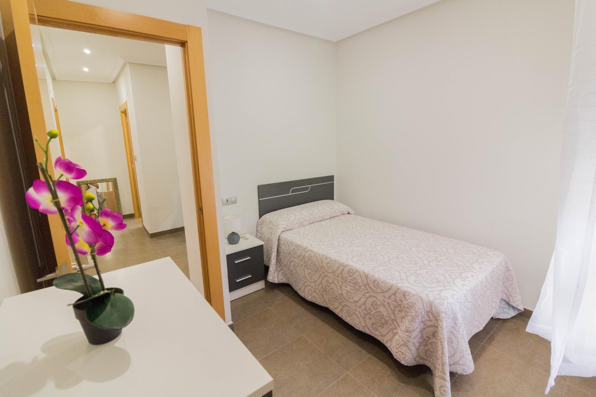 Location à long terme - Piso - Redován - Ayuntamiento