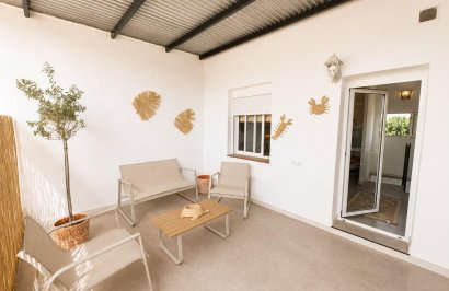 Loft - Alquiler a largo plazo - Orihuela - Molins-Campaneta-San Bartolomé