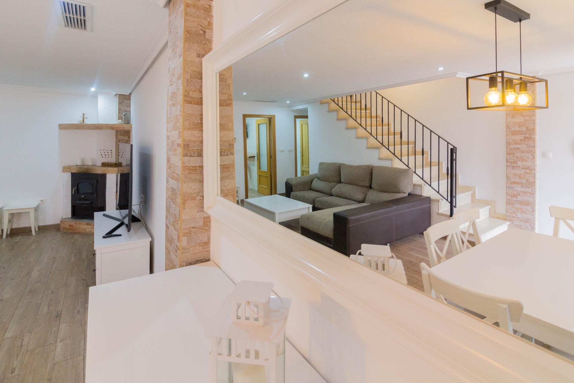 Long Term Rental - Townhouse - Redován - Comunidad valenciana