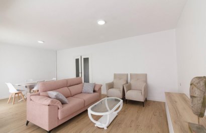 Piso - Alquiler a largo plazo - Orihuela - Zona Centro