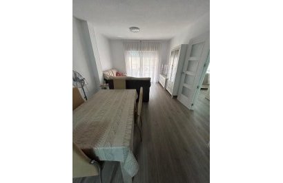 Piso - Resale - Torrevieja - 13-23D