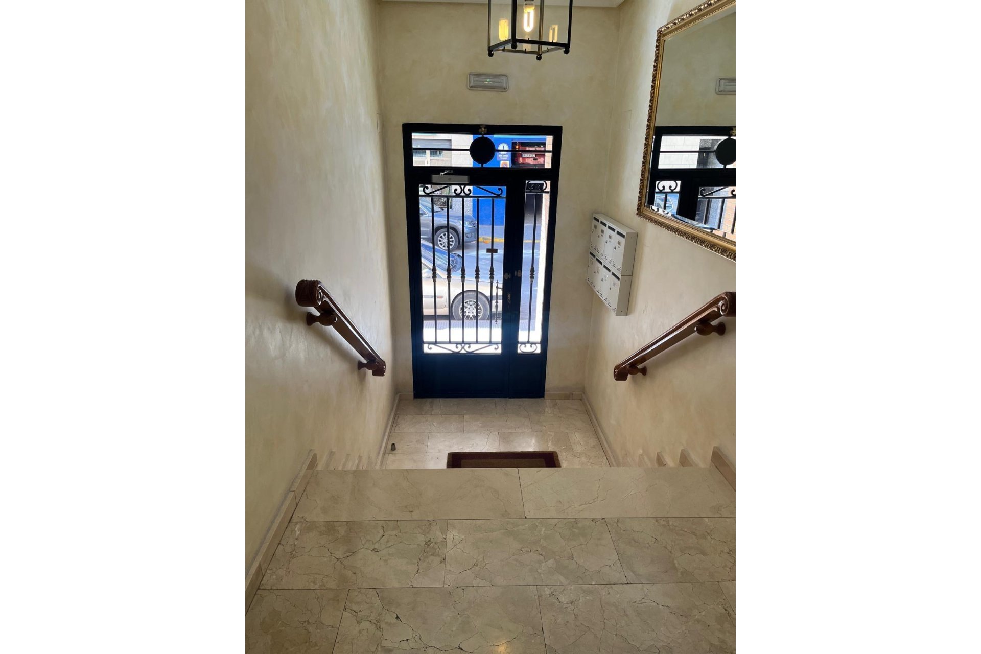 Resale - Apartamento - Almoradí