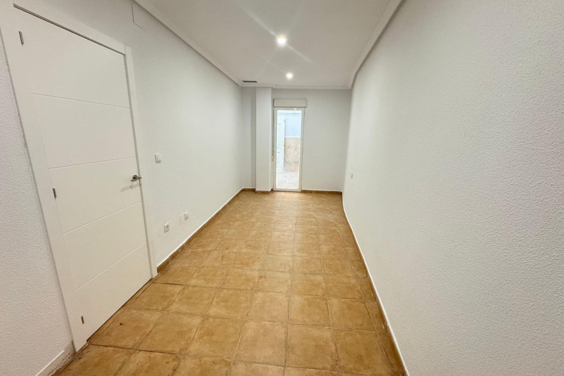 Resale - Apartamento - Catral - Comunidad valenciana