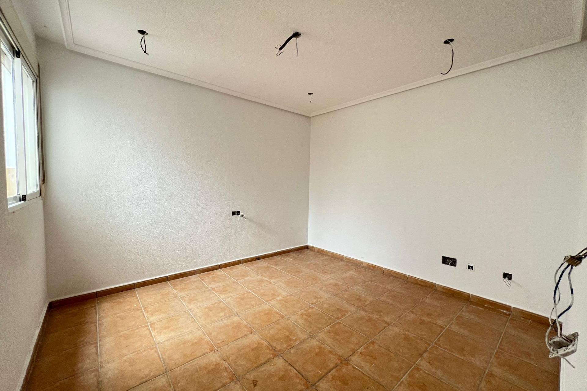 Resale - Apartamento - Catral - Comunidad valenciana