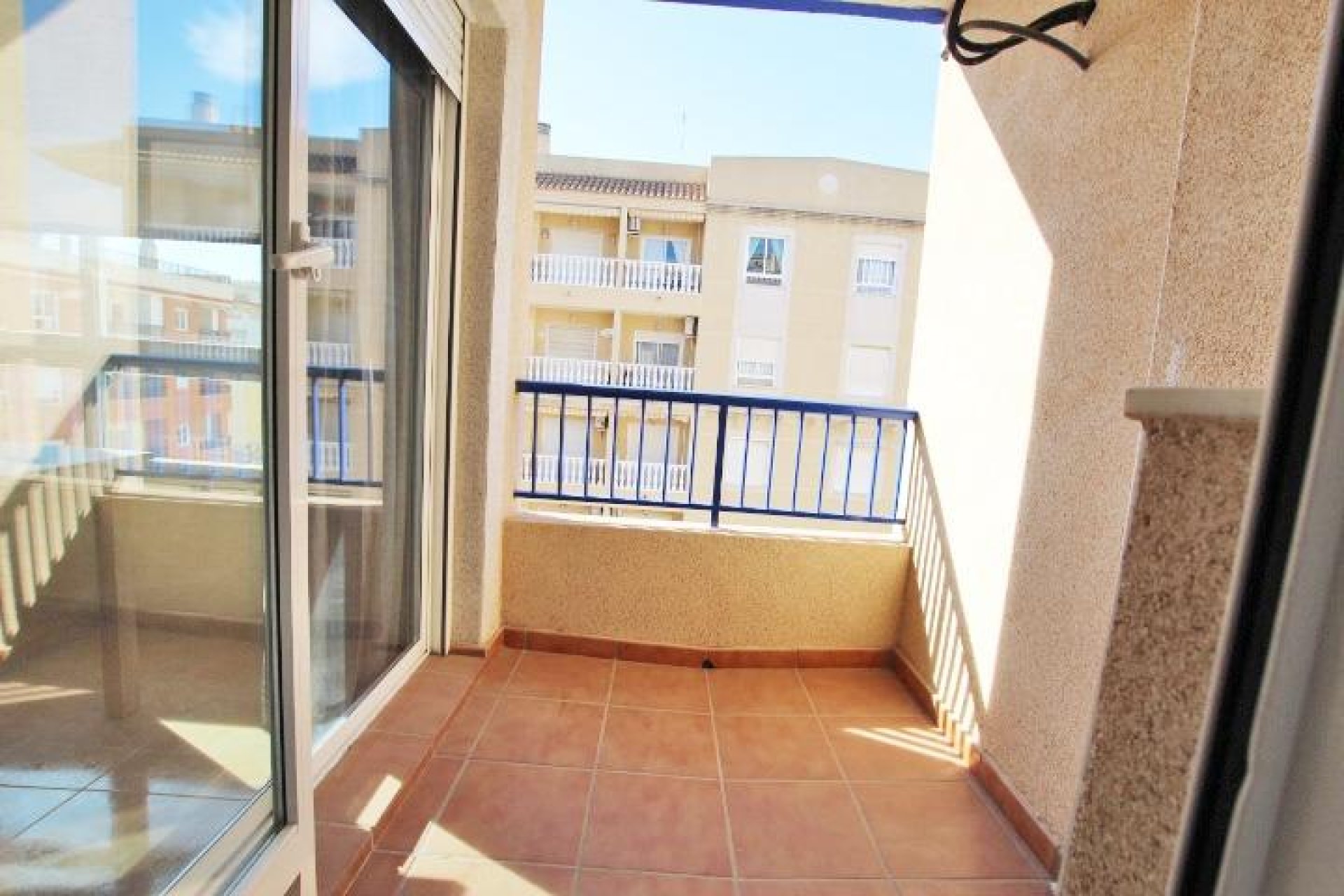 Resale - Apartamento - Guardamar del Segura - CENTRO