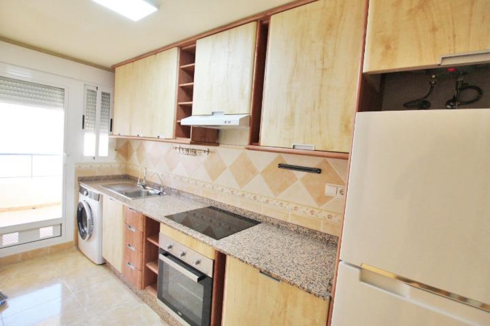 Resale - Apartamento - Guardamar del Segura - CENTRO