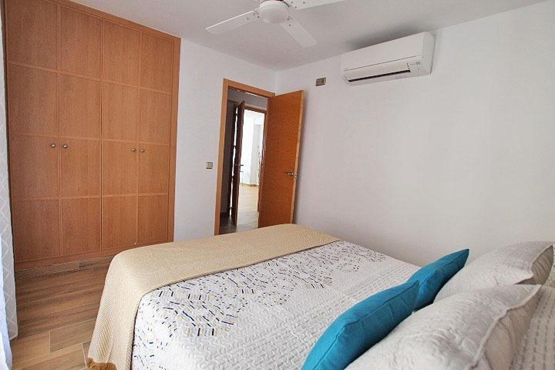 Resale - Apartamento - Guardamar del Segura - Pueblo