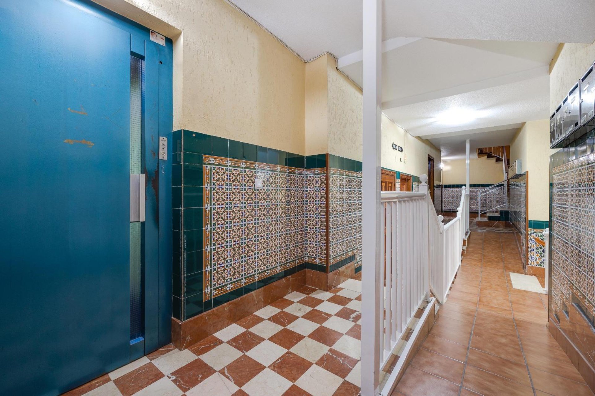 Resale - Apartamento - Guardamar del Segura - Pueblo