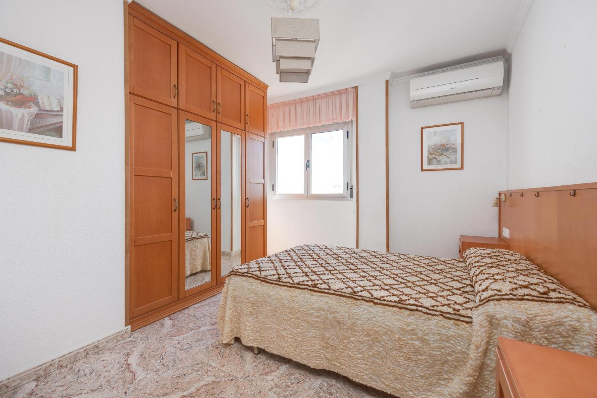 Resale - Apartamento - Guardamar del Segura - Pueblo