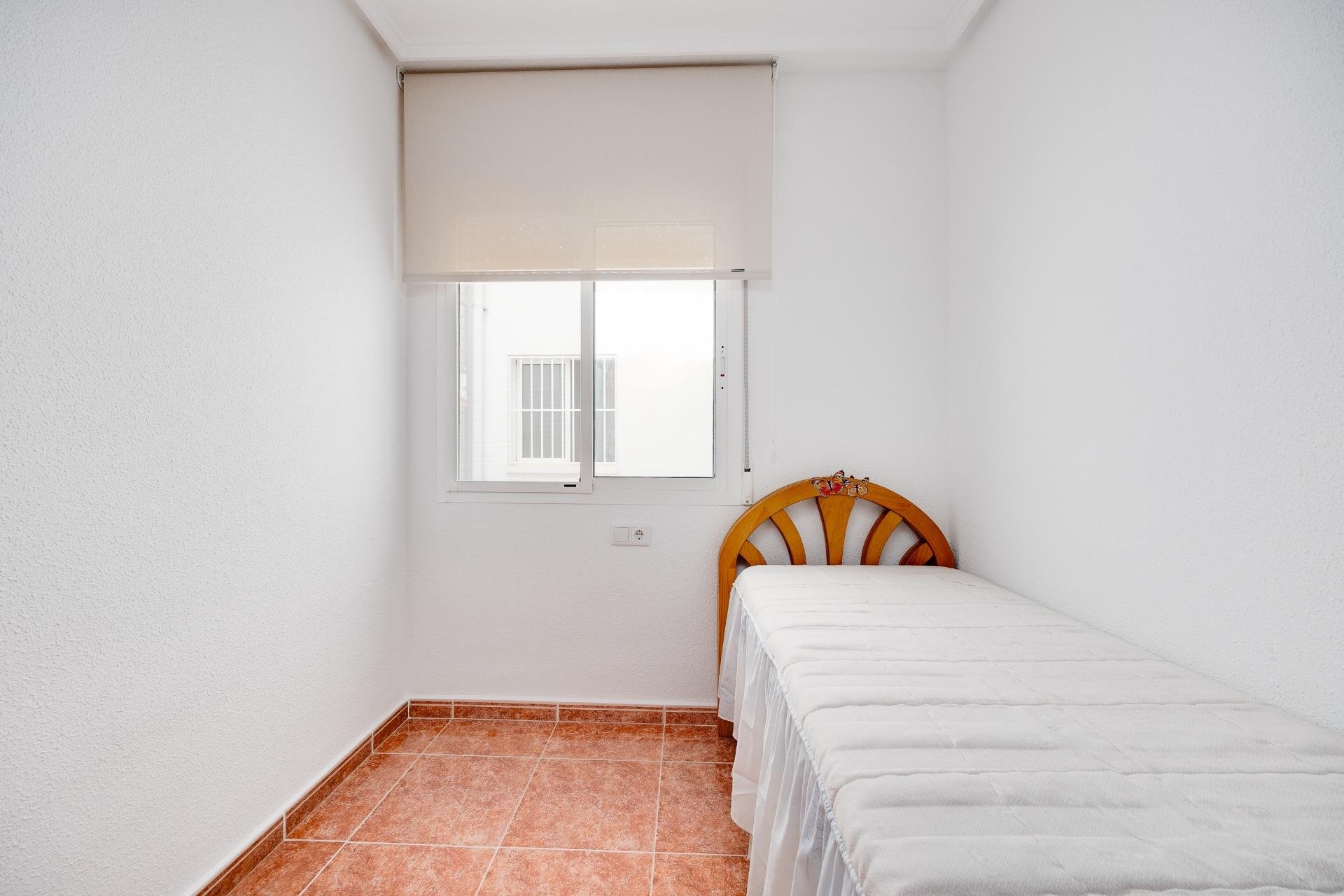 Resale - Apartamento - Guardamar del Segura - Pueblo
