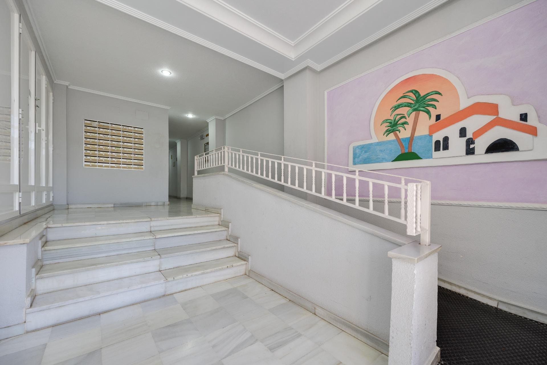 Resale - Apartamento - Guardamar del Segura - Pueblo