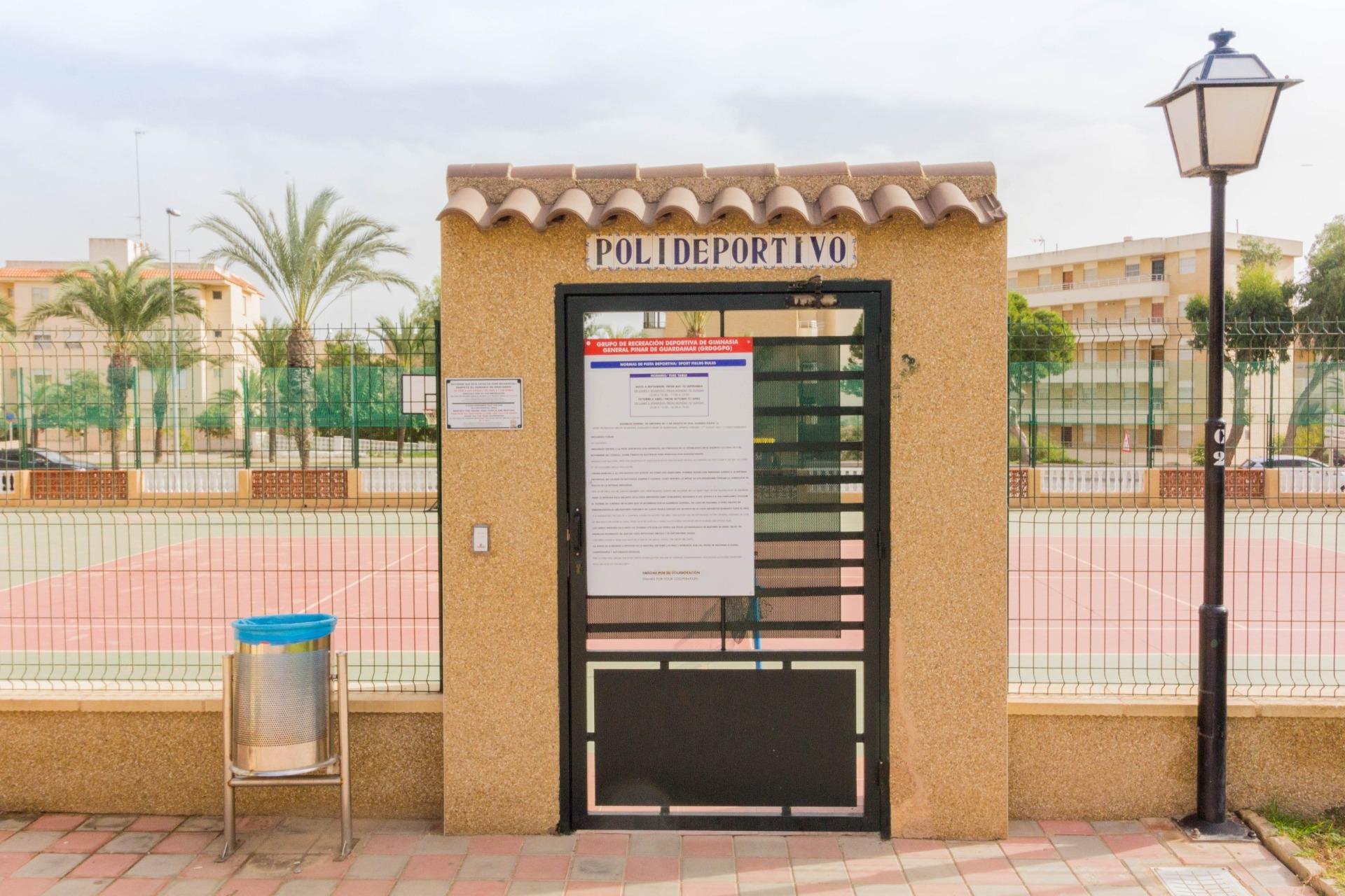 Resale - Apartamento - Guardamar del Segura - Pueblo