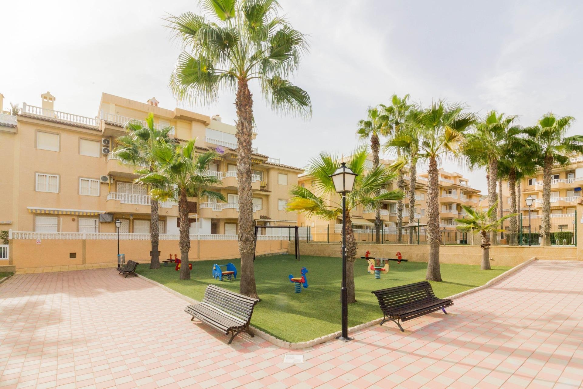 Resale - Apartamento - Guardamar del Segura - Pueblo