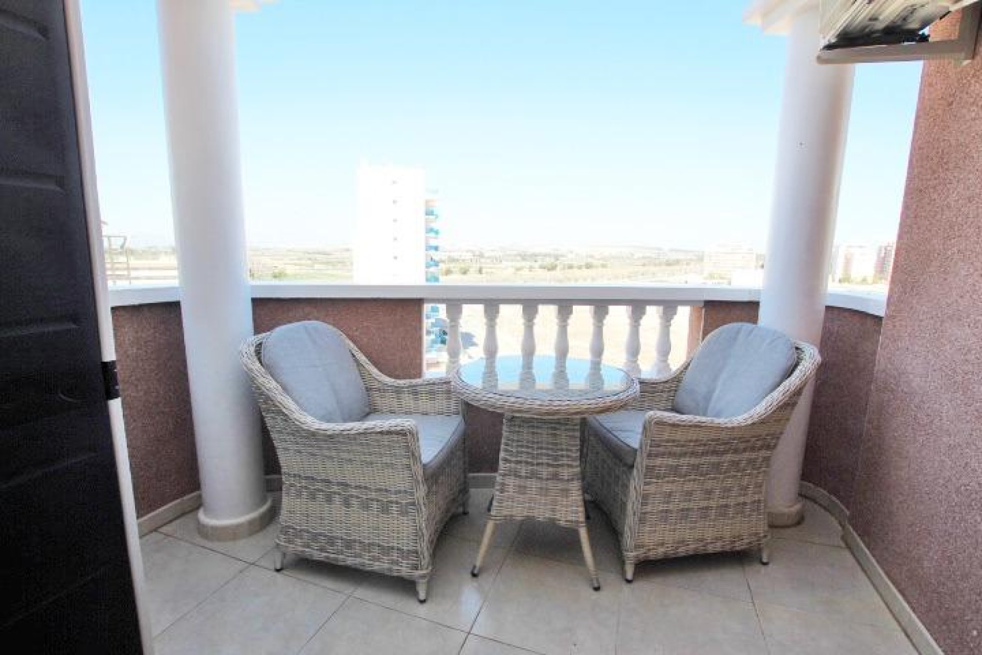 Resale - Apartamento - Guardamar del Segura - puerto deportivo