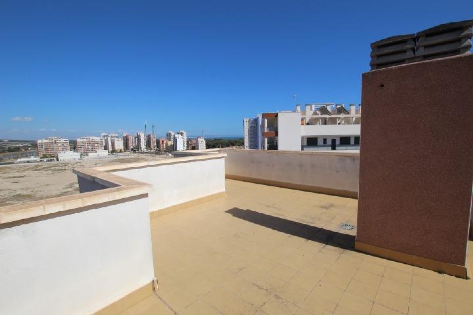 Resale - Apartamento - Guardamar del Segura - puerto deportivo