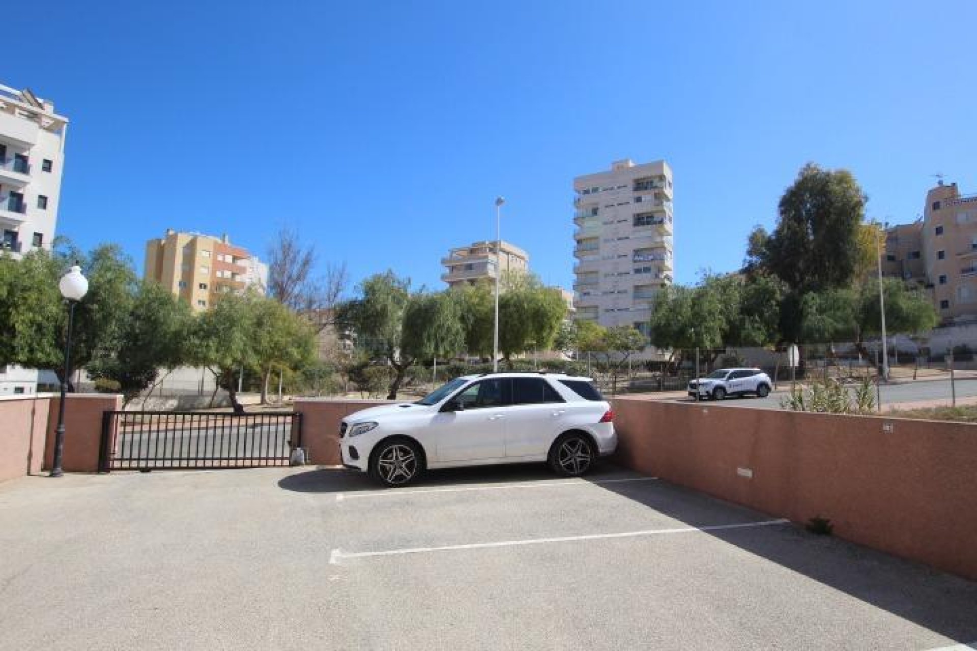 Resale - Apartamento - Guardamar del Segura - puerto deportivo