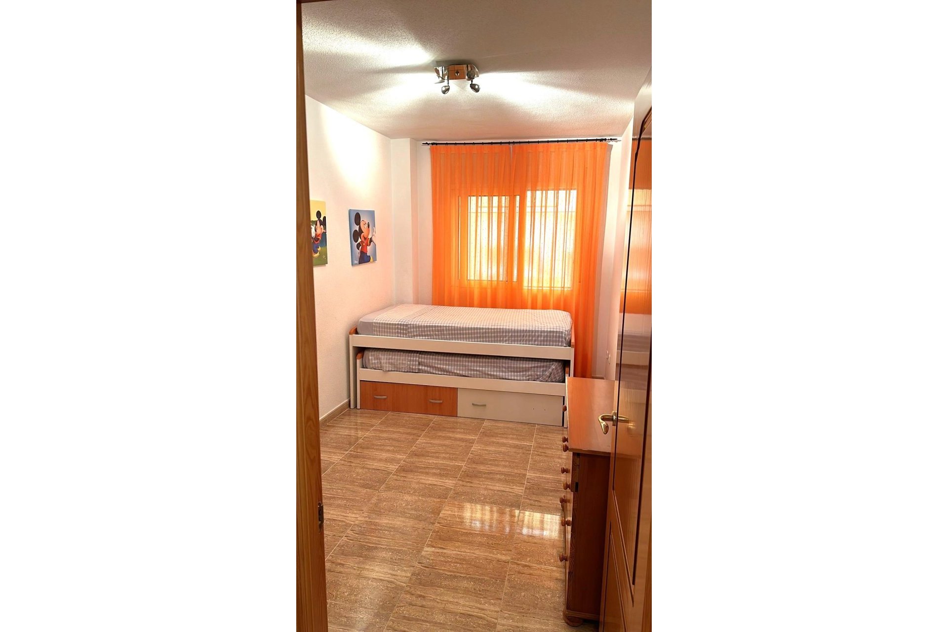 Resale - Apartamento - Los Alcázares - Centro