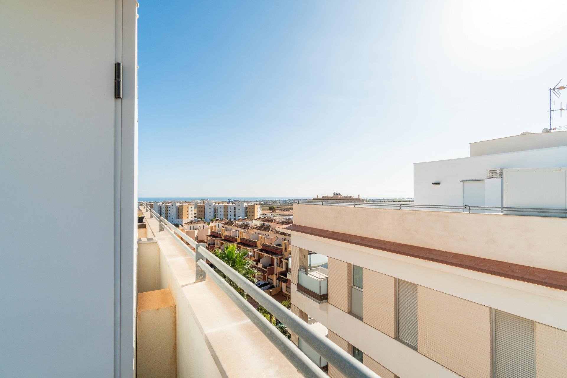 Resale - Apartamento - Orihuela Costa - Los Dolses